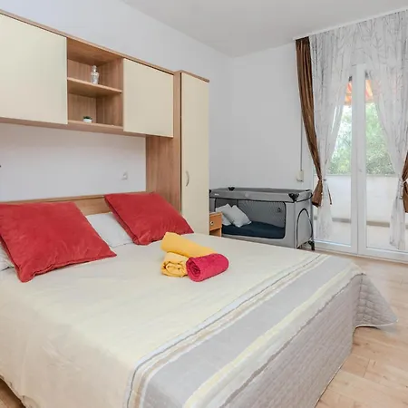 Apartmán Stunning In *