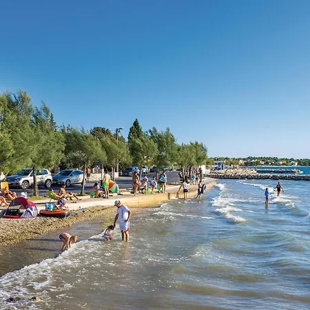 Lägenhet Lovely In With Wifi