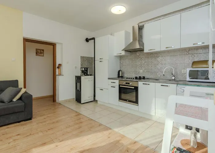 Lägenhet Lovely In With Wifi